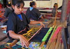weverij-van-traditionele-ikat-van-lombok
